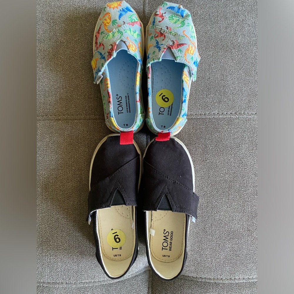 2 PAIRS - Toddler Toms